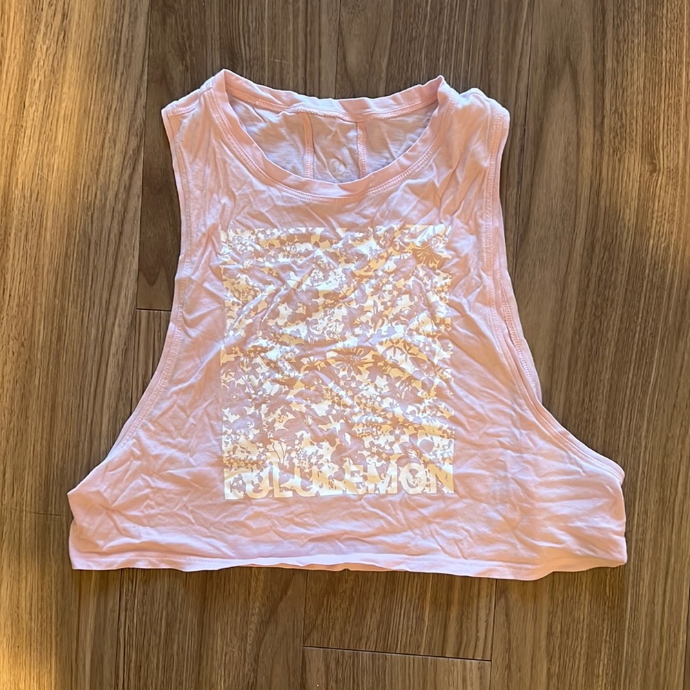 Lululemon muscle tank
